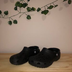 Black Crocs🐯